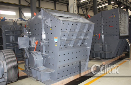 Fine grinding calcite impact mill